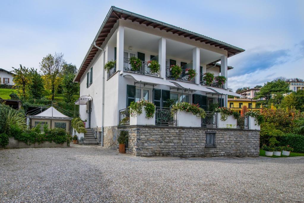 Miralago B&B And Apartments Bellagio Exterior photo